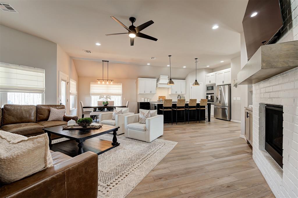 6617 NW 148th Street