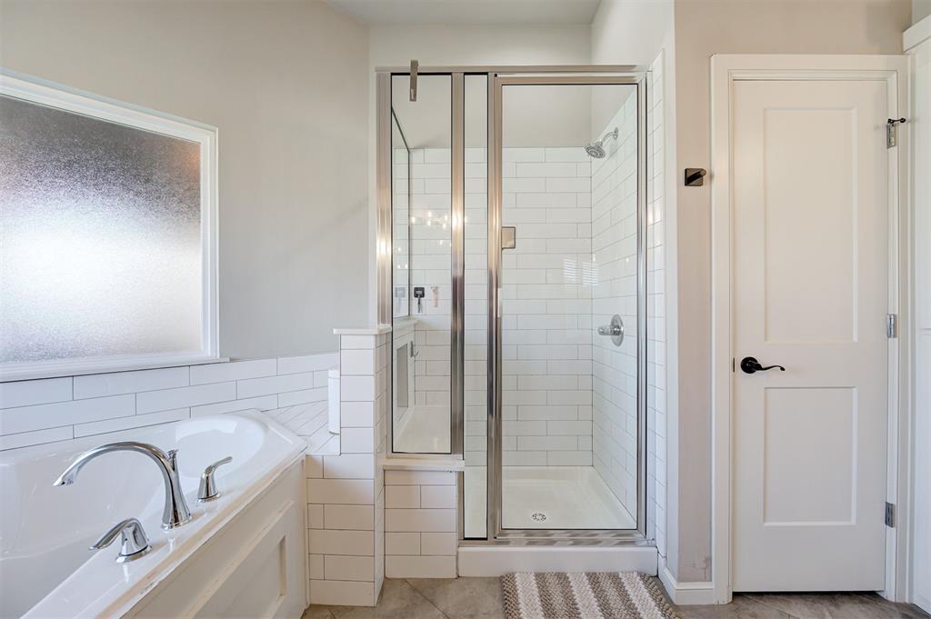 6617 NW 148th Street