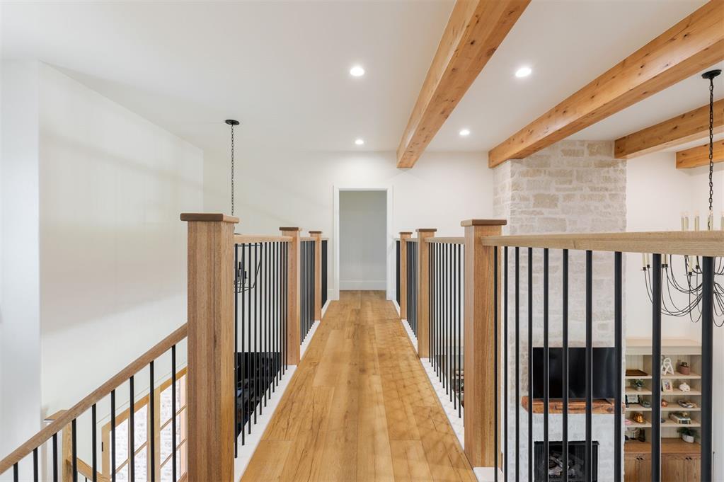 16000 N Hogback Road