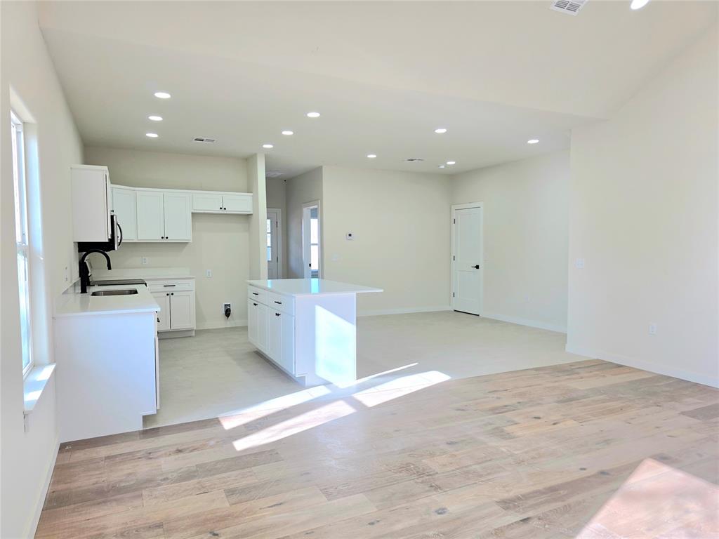 1701 E McGill Circle