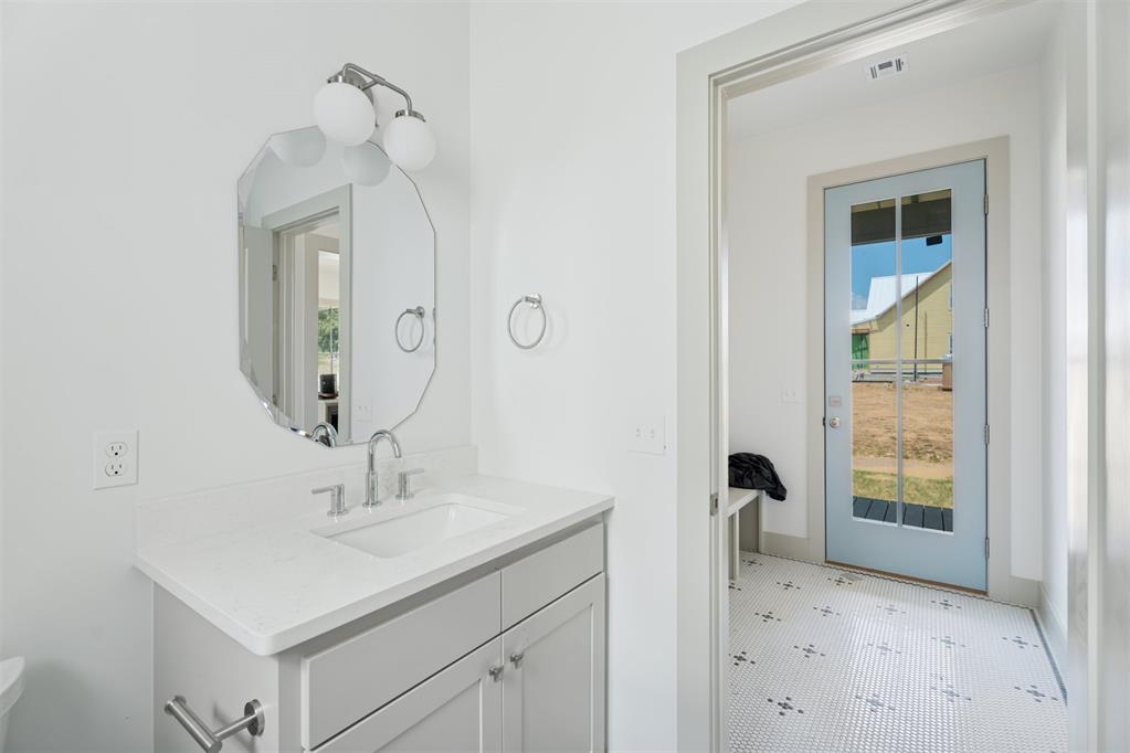 38 Hill Street Unit: A