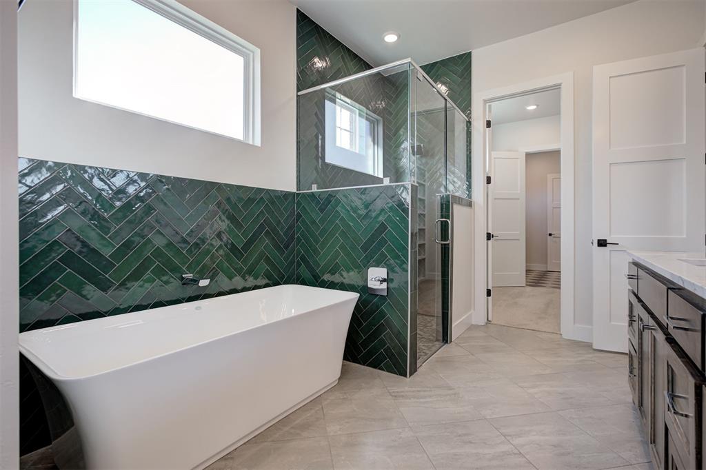 8001 Amber Ridge Drive