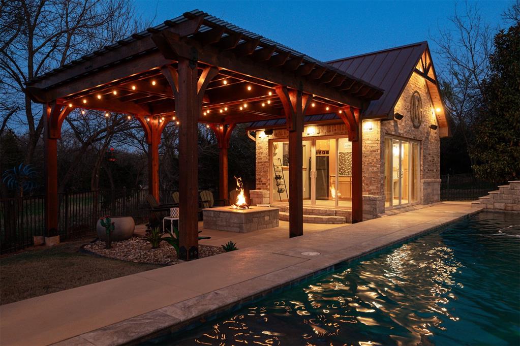 3301 Hidden Leaf Drive