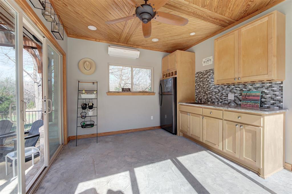 3301 Hidden Leaf Drive