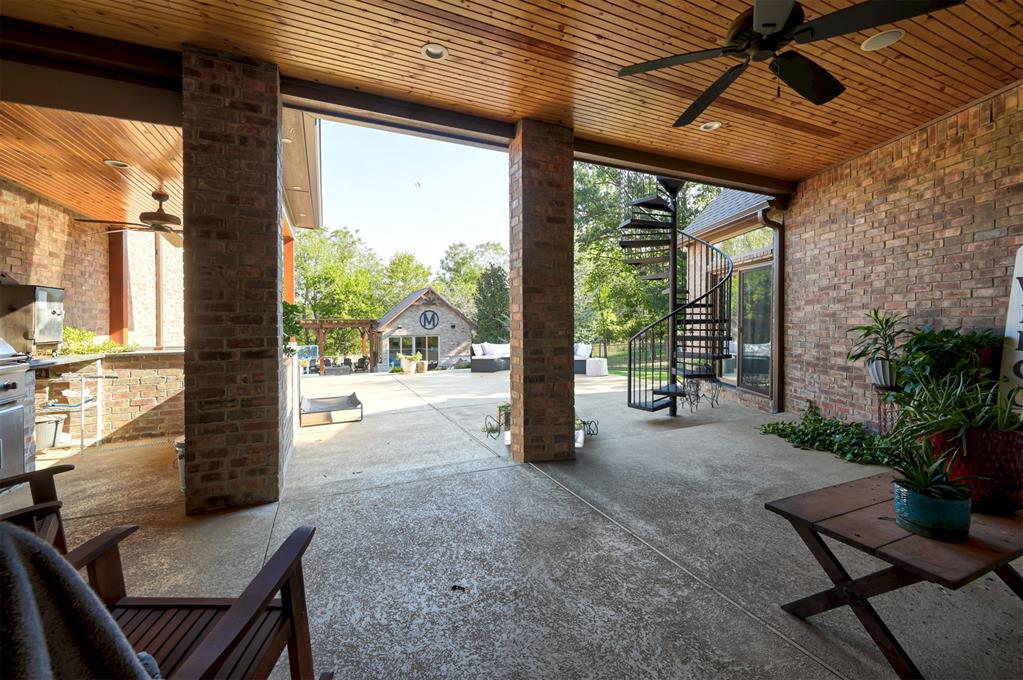 3301 Hidden Leaf Drive