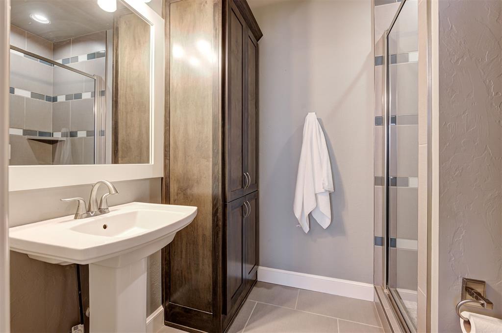 3301 Hidden Leaf Drive