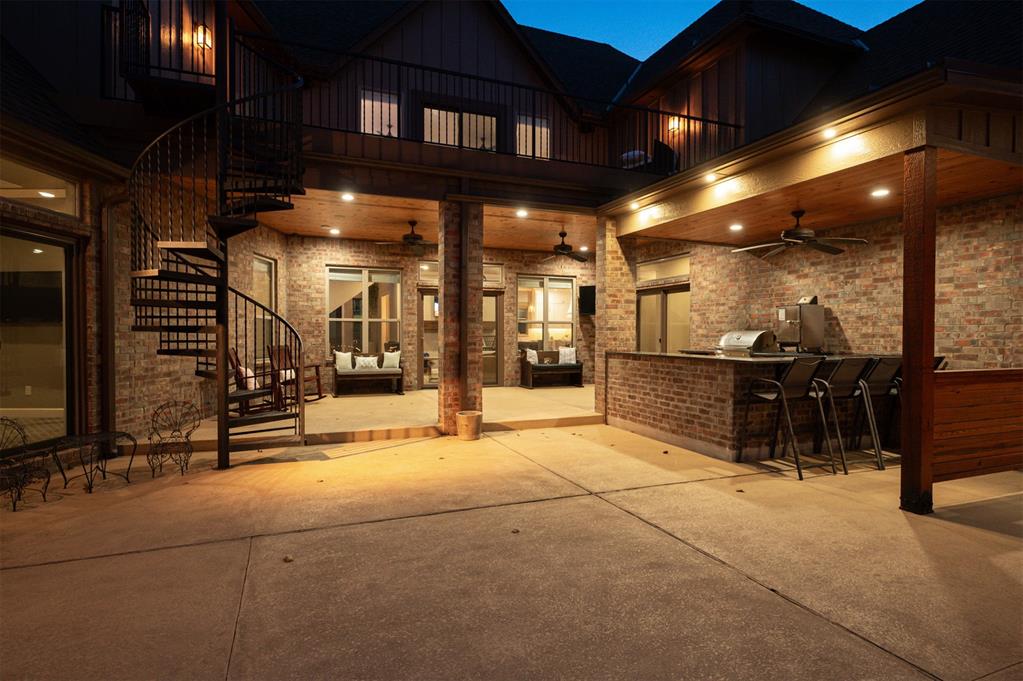 3301 Hidden Leaf Drive