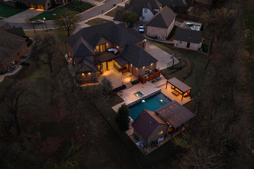 3301 Hidden Leaf Drive