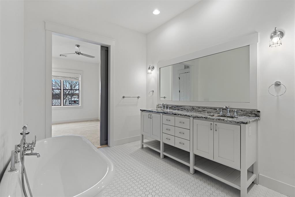 29 Water Street Unit: 5