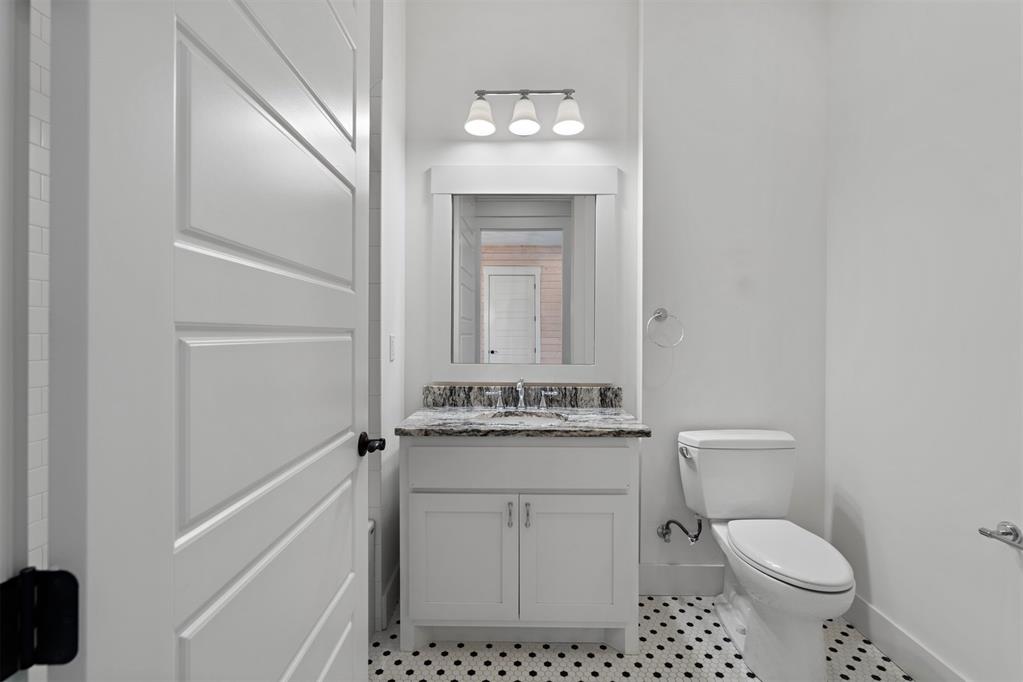 29 Water Street Unit: 5