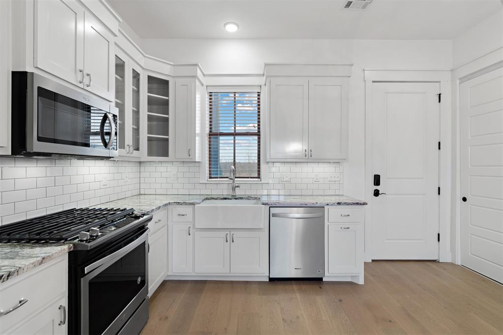 29 Water Street Unit: 5