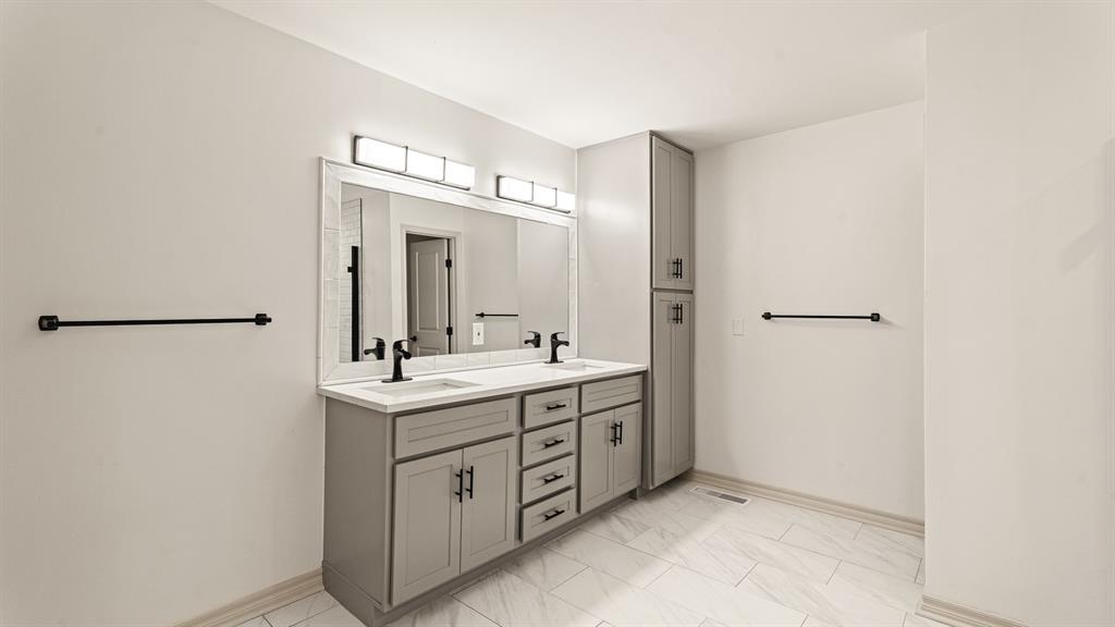 4200 N Harvey Parkway