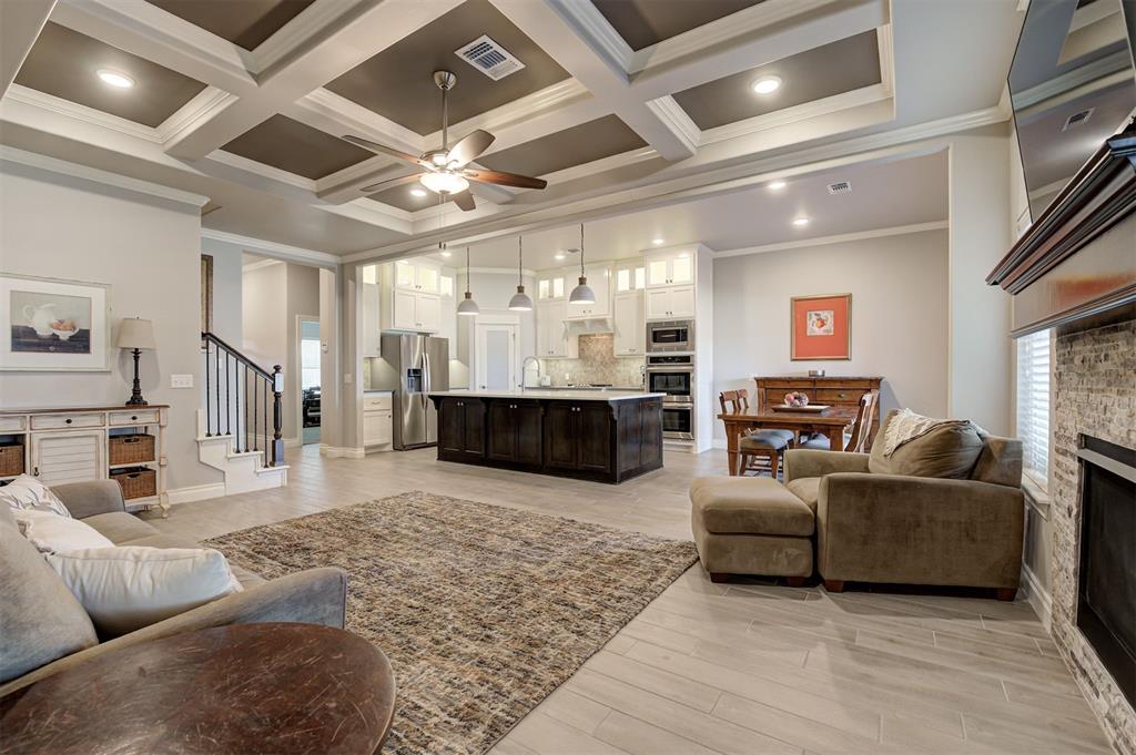 6917 Timber Crest Way