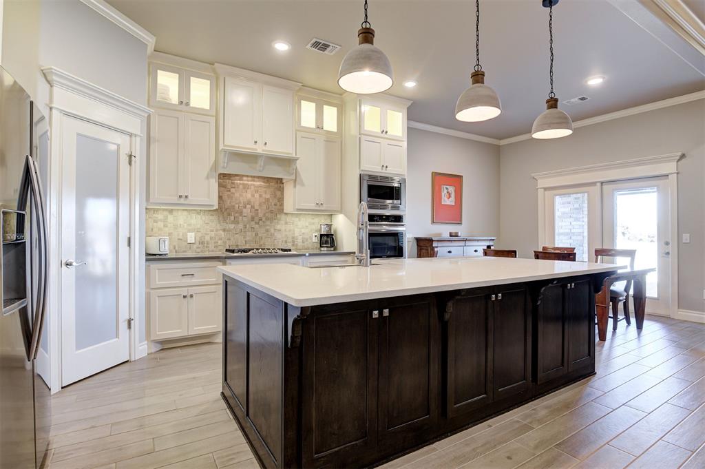 6917 Timber Crest Way