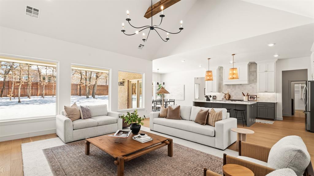 3900 Shady Hill Trail