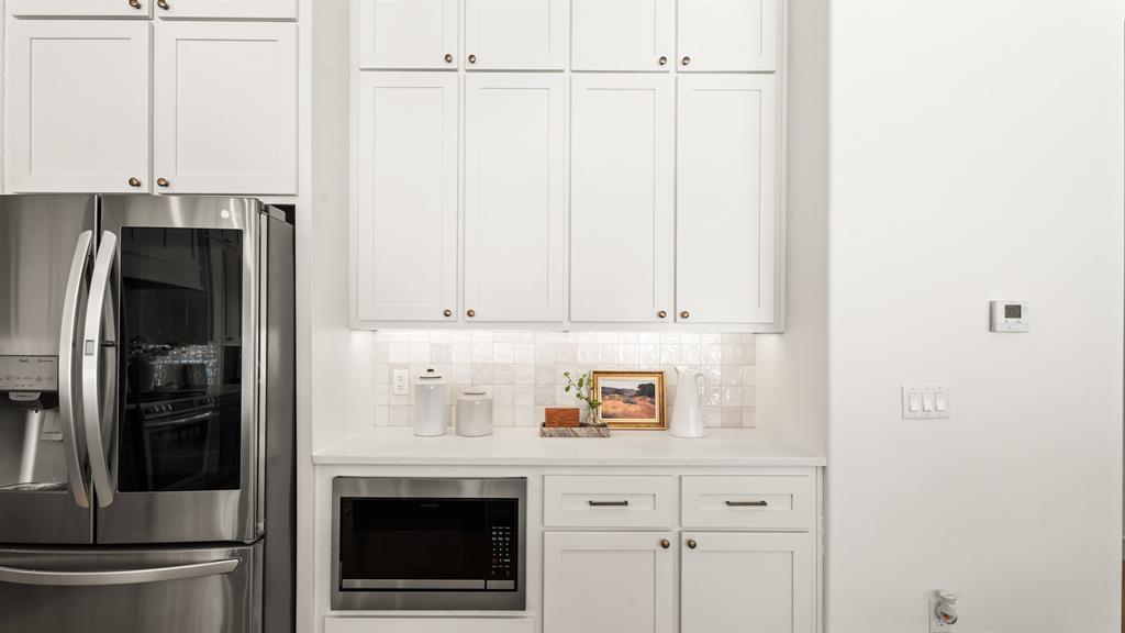 3900 Shady Hill Trail