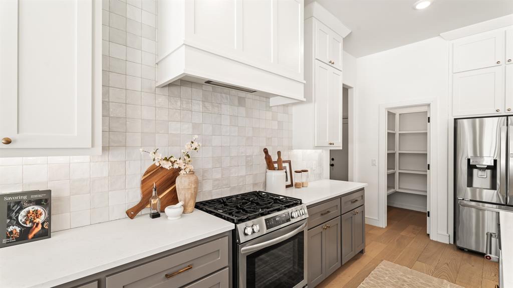 3900 Shady Hill Trail