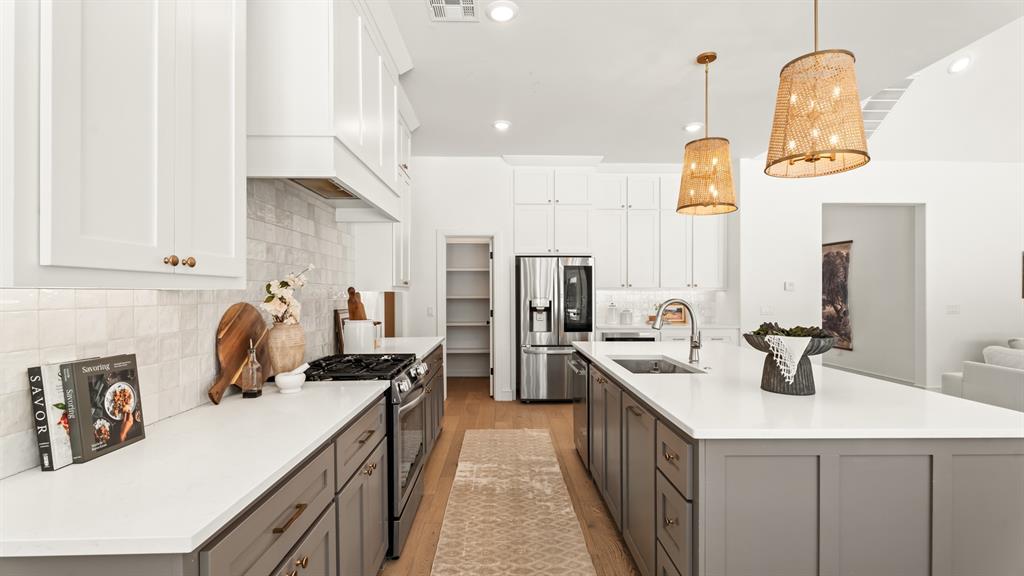 3900 Shady Hill Trail