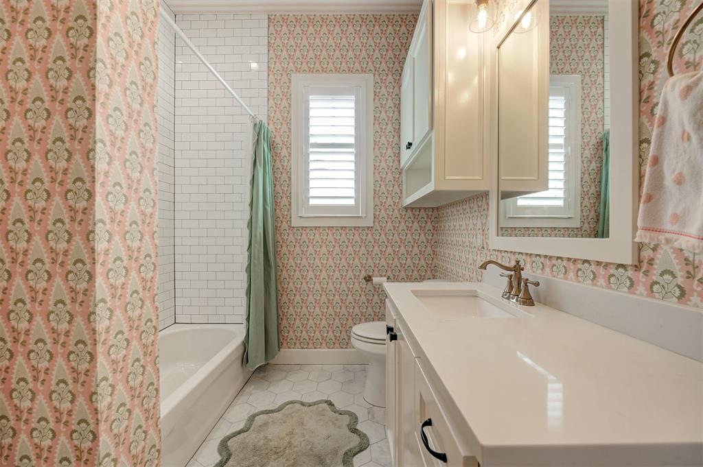 2603 S Loblolly Lane