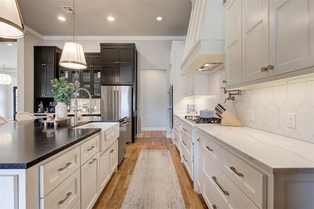 2603 S Loblolly Lane