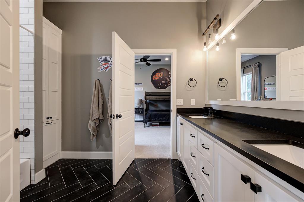 2603 S Loblolly Lane