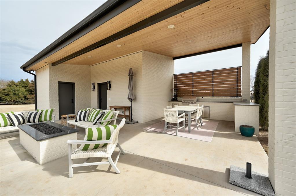 2603 S Loblolly Lane