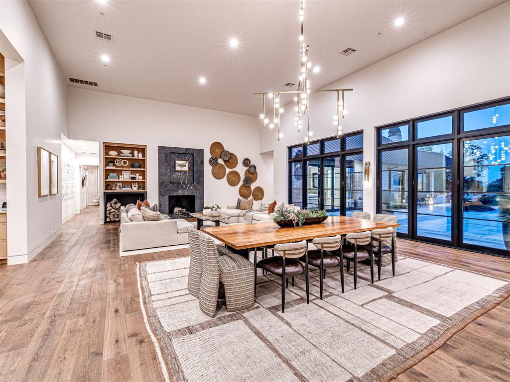 3003 S Country Club Road