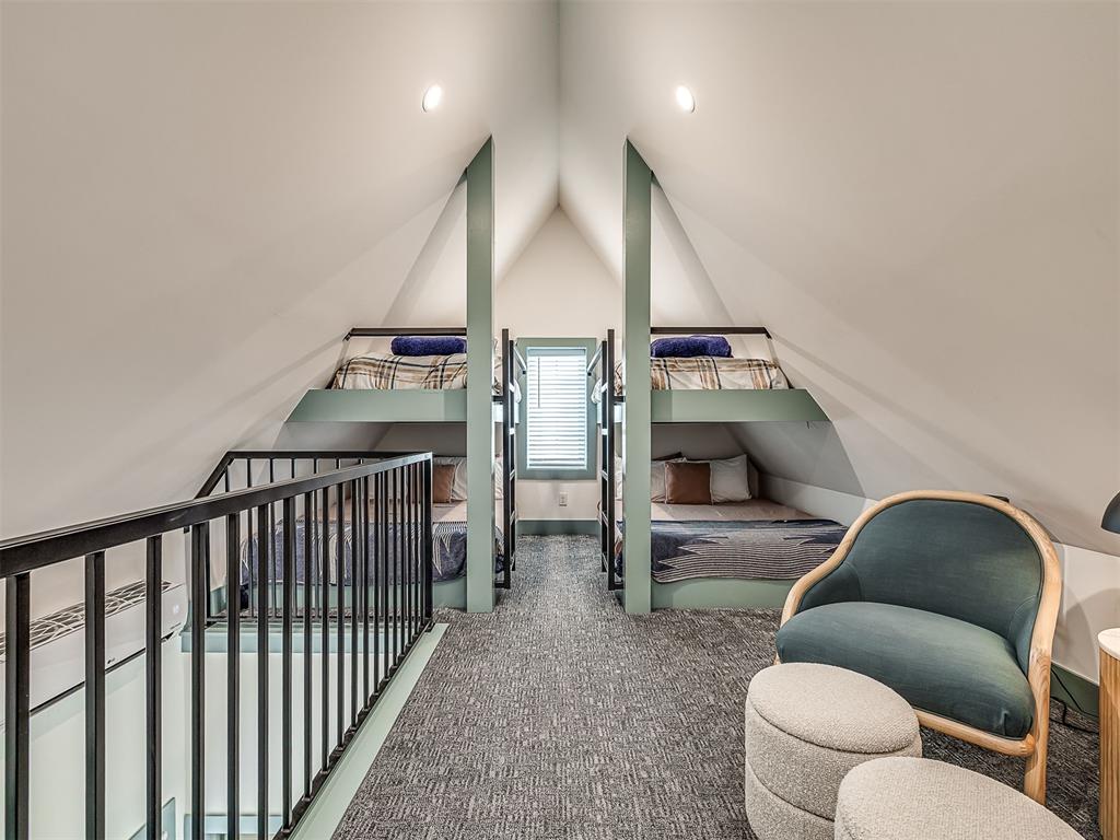 53 Lower Greenway Unit: C