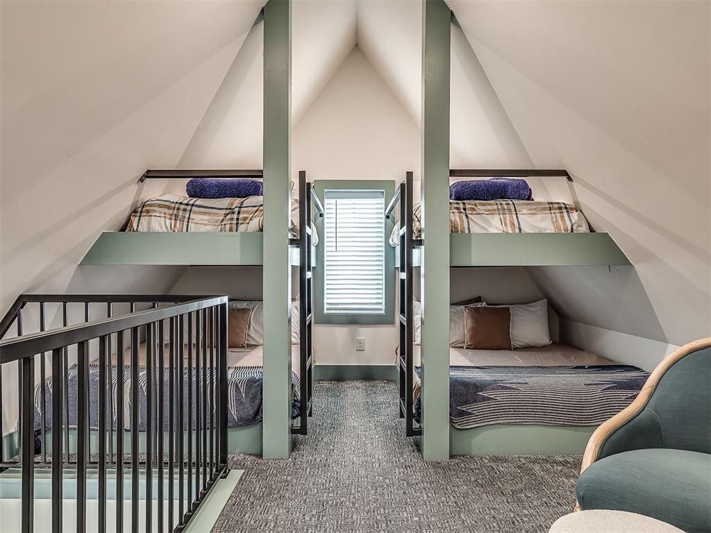 53 Lower Greenway Unit: C