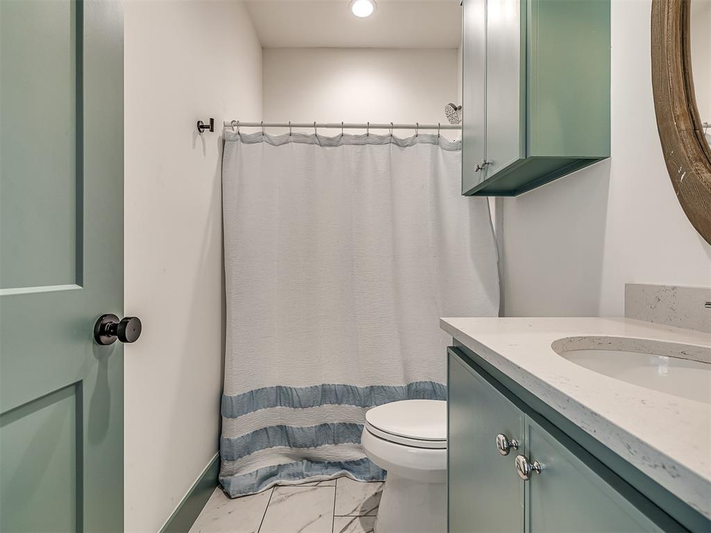 53 Lower Greenway Unit: C