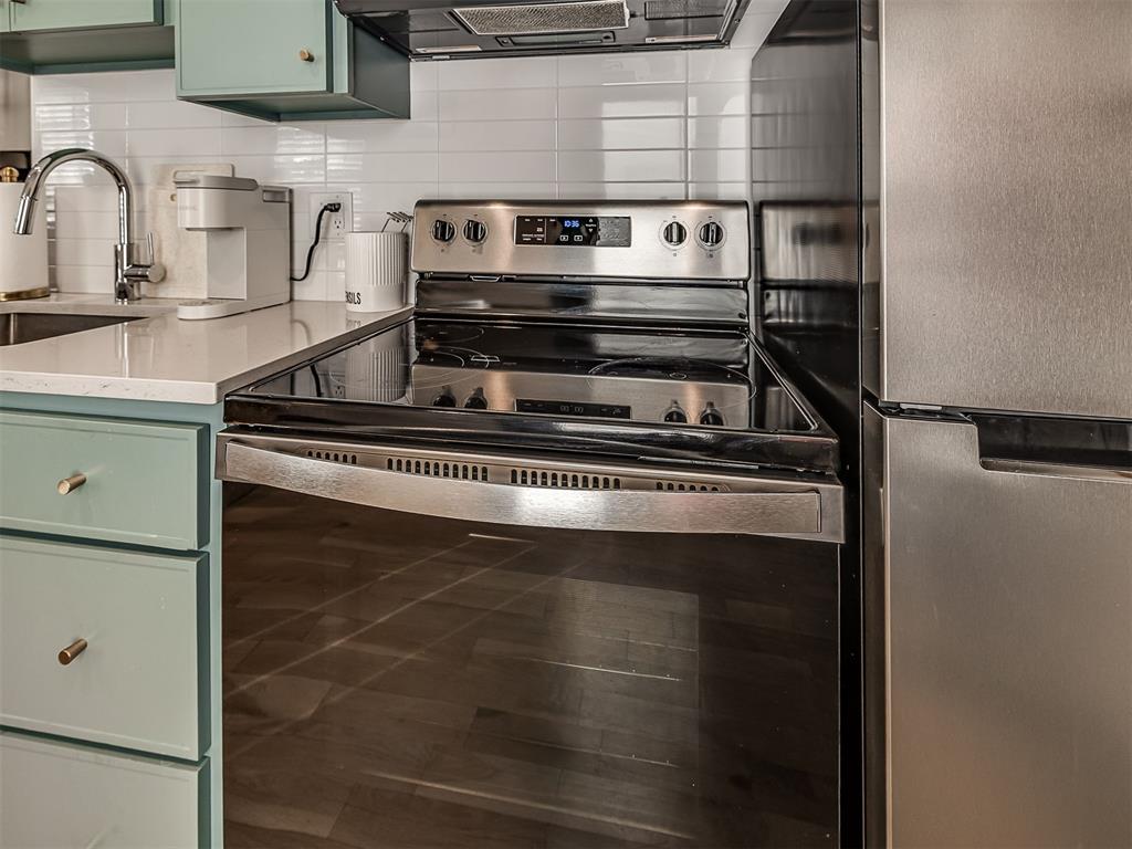 53 Lower Greenway Unit: C