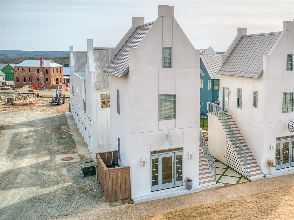 53 Lower Greenway Unit: C