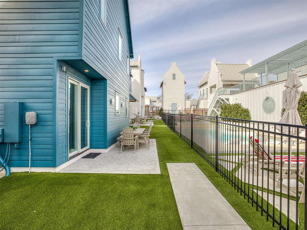 53 Lower Greenway Unit: C