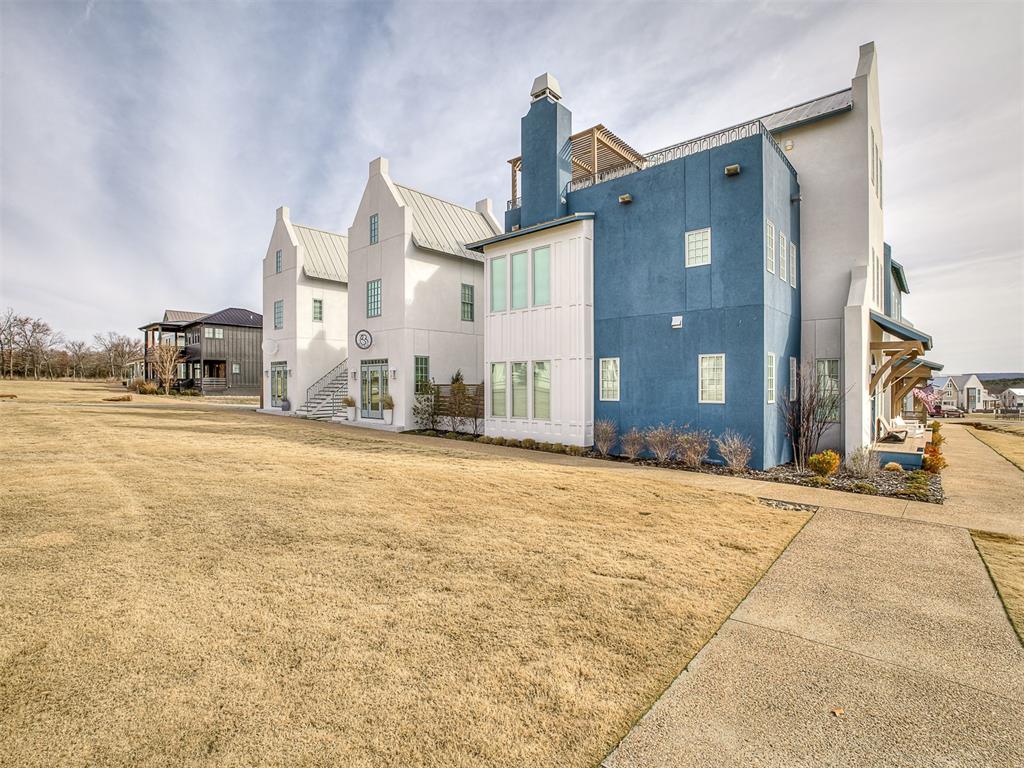 53 Lower Greenway Unit: C