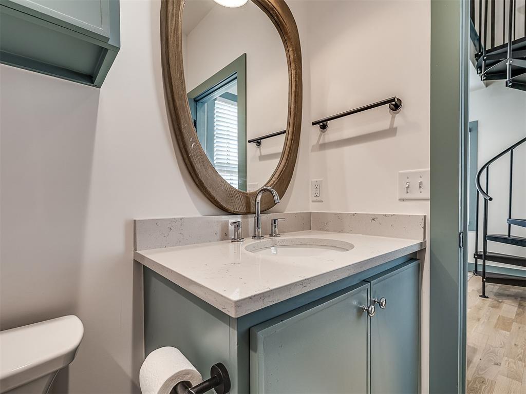 53 Lower Greenway Unit: C