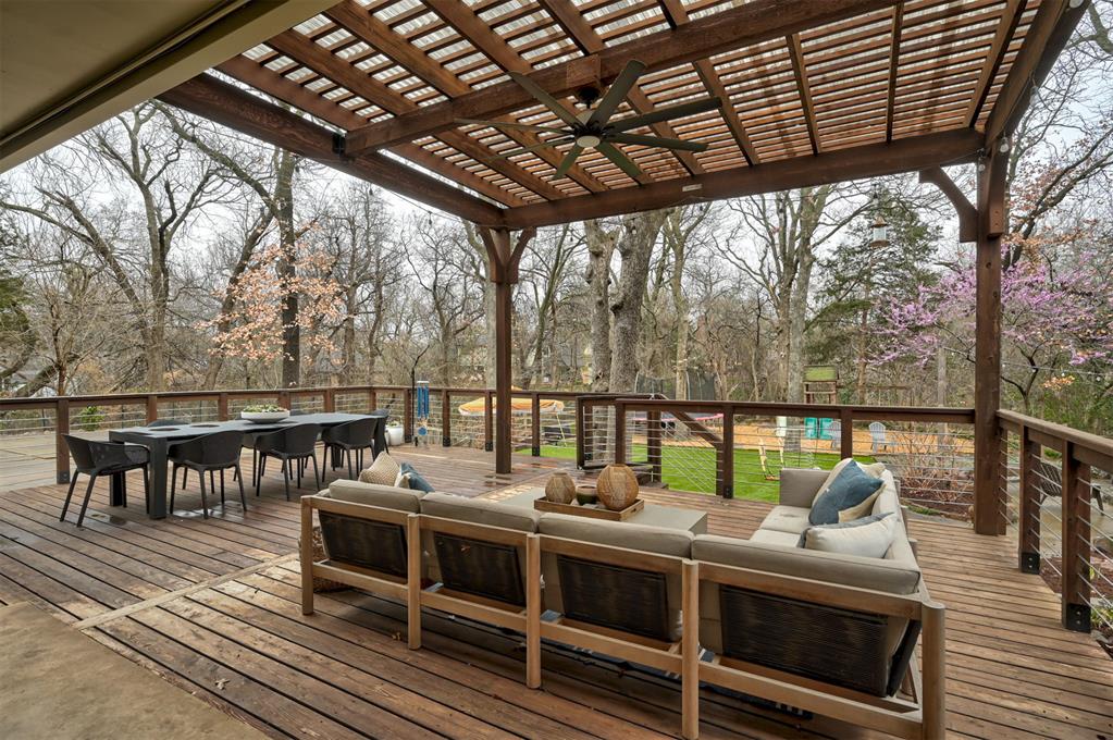 600 Heatherstone Road