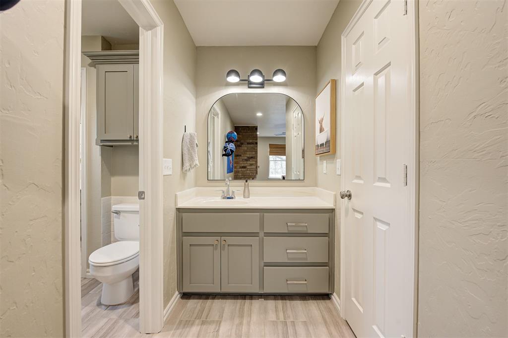 600 Heatherstone Road