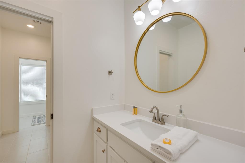 44 Ramble Along Road