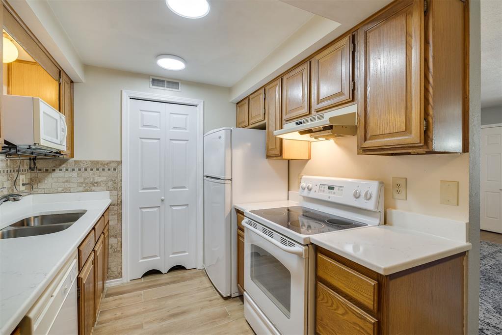 11130 N Stratford Drive Unit: 315