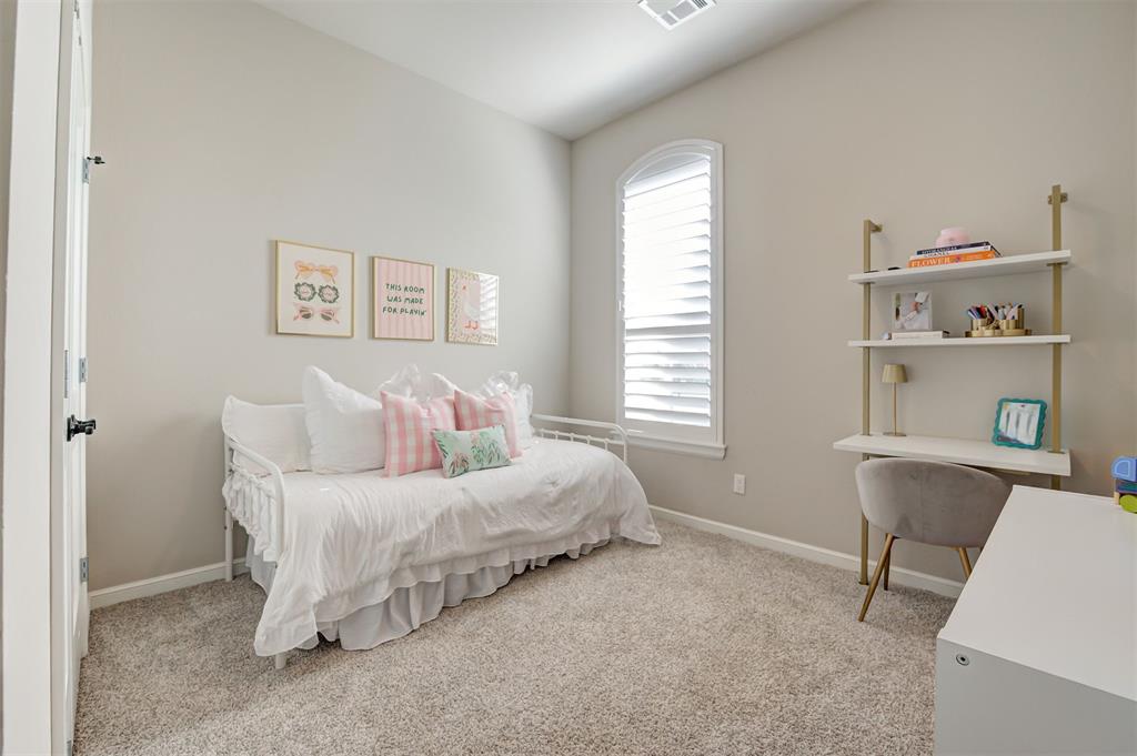 6617 NW 148th Street