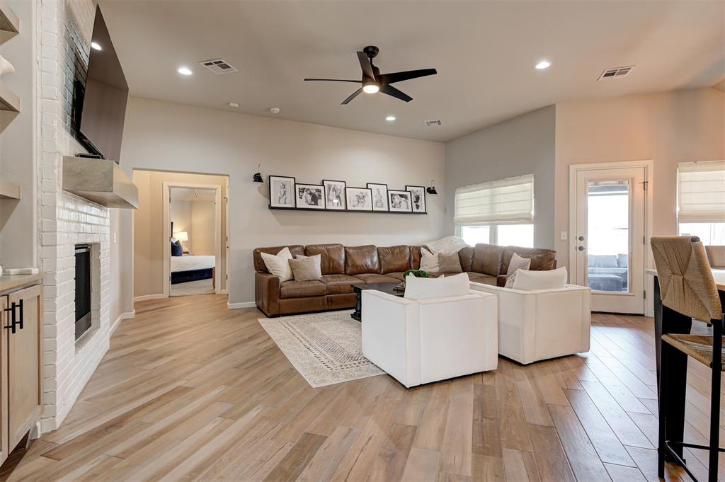 6617 NW 148th Street