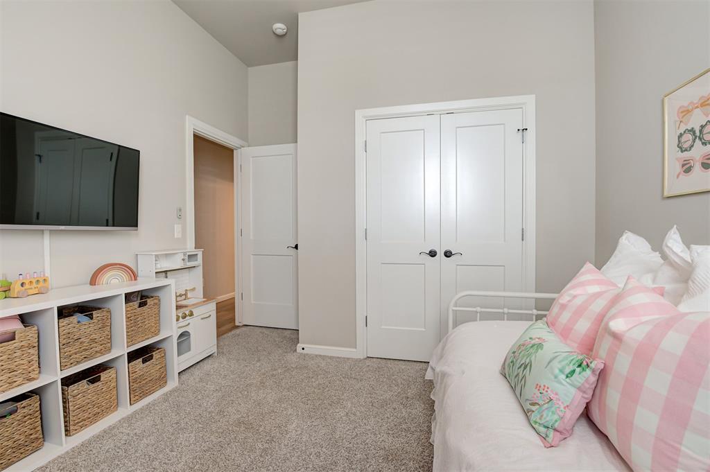 6617 NW 148th Street