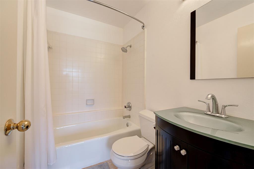 13504 Fox Creek Drive