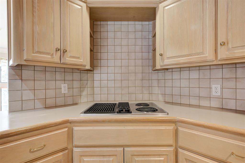 13504 Fox Creek Drive