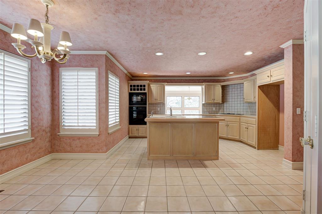 13504 Fox Creek Drive