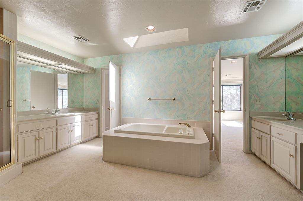 13504 Fox Creek Drive