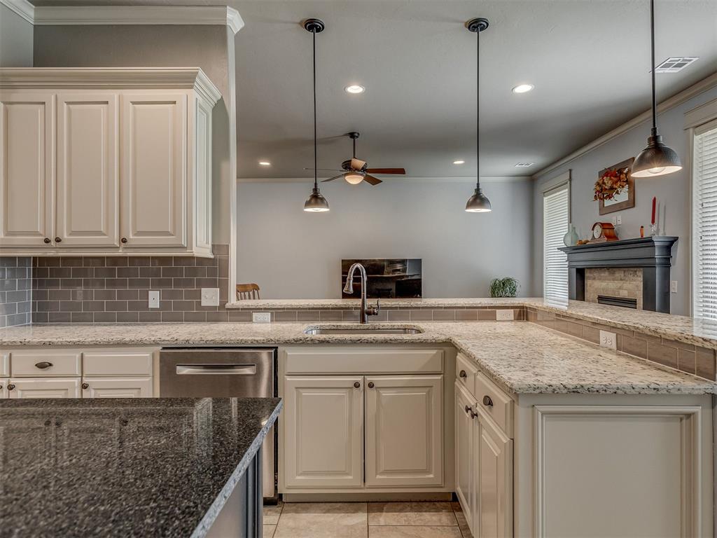 4712 NW 151st Terrace