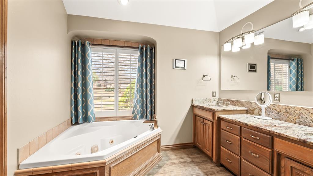 1124 Caines Hill Road