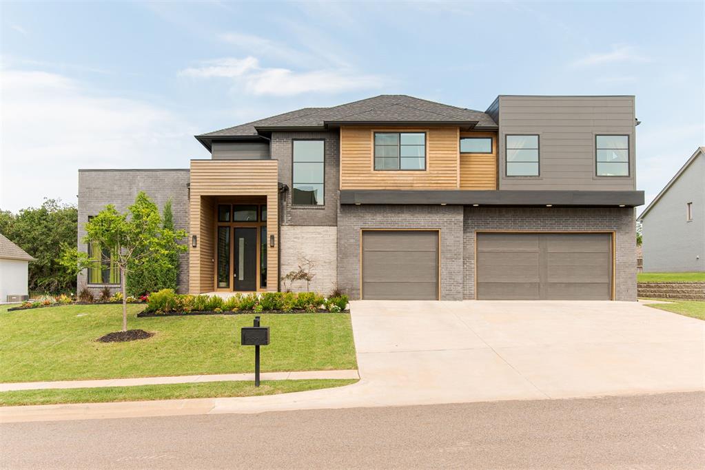 2924 Sandstone Ridge