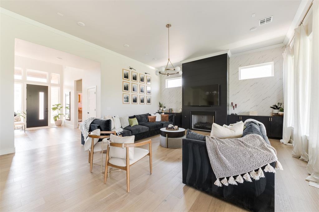 2924 Sandstone Ridge